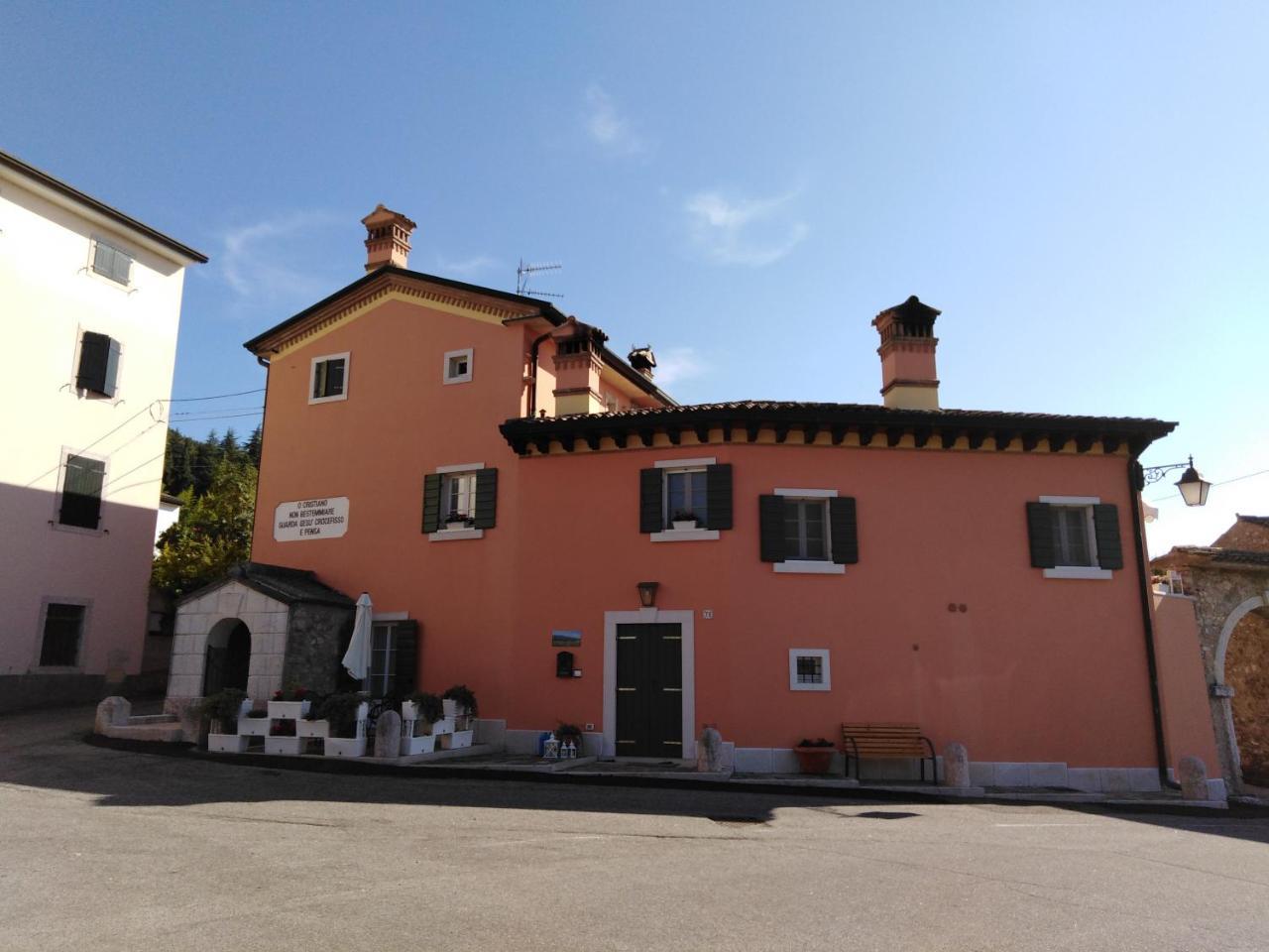 Apartamento Casa Del Capitello Caprino Veronese Exterior foto